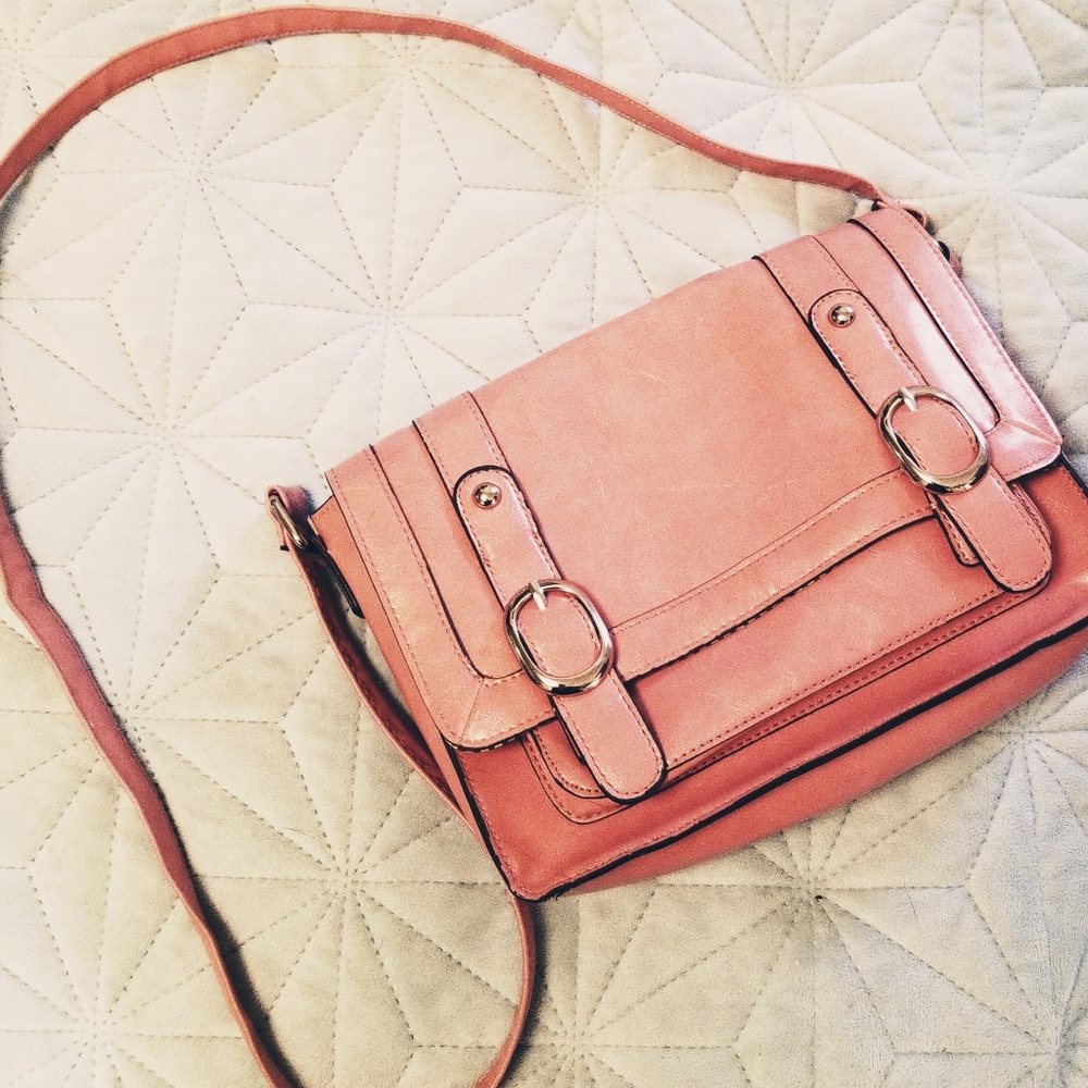 Coral purse